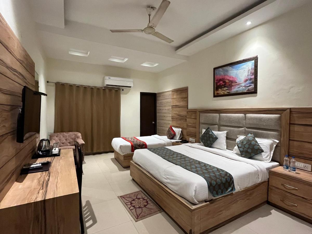 Exotic - 5 Min Walk From Golden Temple Hotel 4*